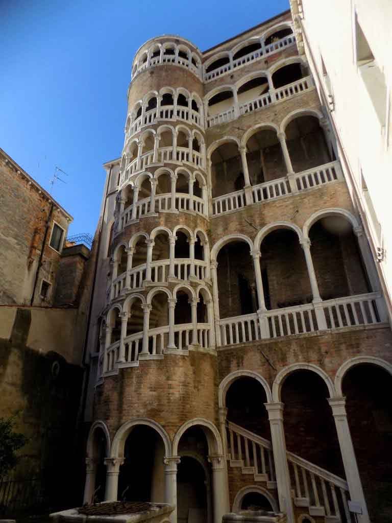Scala contarini del bovolo